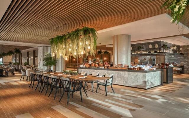 The Yacht Hotel by DC