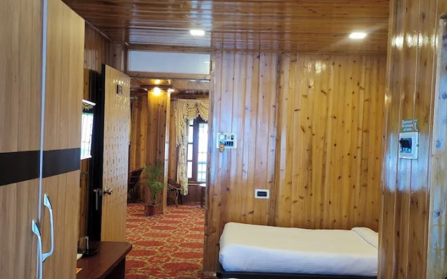The Kaizer Valley Hotel
