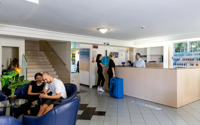 Christian Hotel