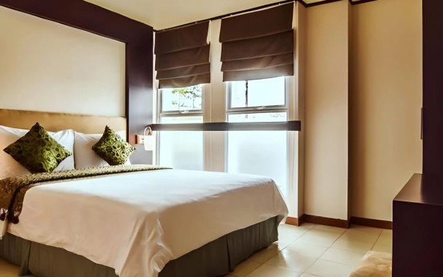 Marbella Suites Bandung – Guest Rooms – Parompong