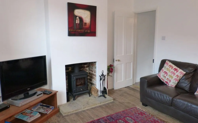 2 Farm Cottages