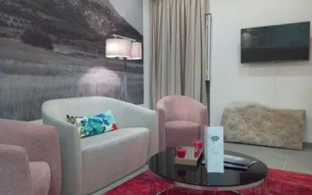 Monsanto GeoHotel Escola