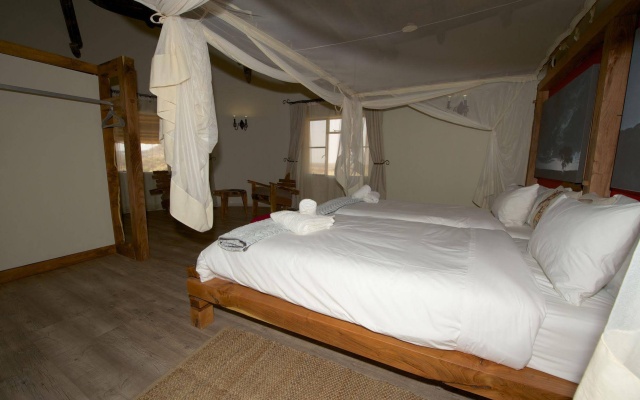 Onjala Lodge