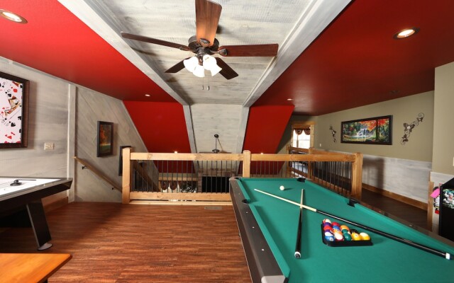 Movie DiveInn - Four Bedroom Chalet