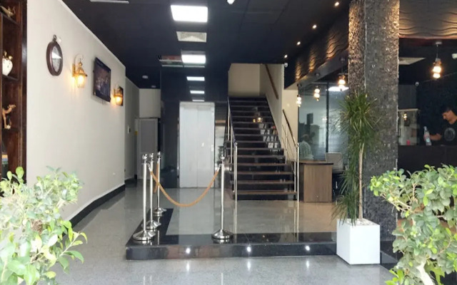 L'Escale Hotel
