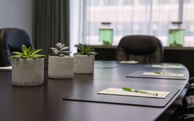 Holiday Inn & Suites Vancouver Downtown by IHG