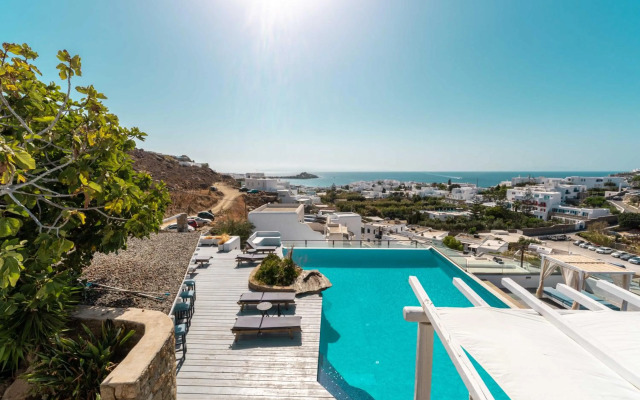 Mr & Mrs White Mykonos