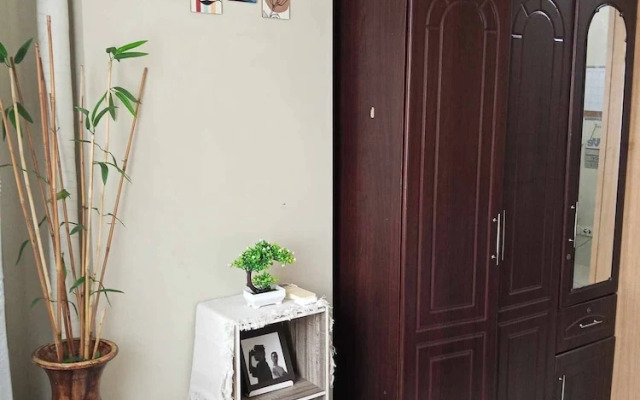 Serene Pasay Getaway - Entire Apartment for Rent