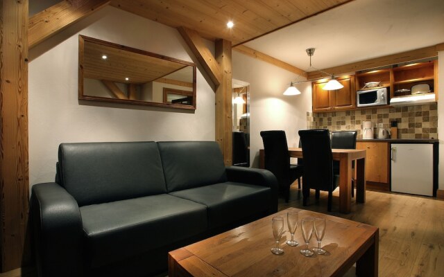 Modern Apartment Located in the Extensive Paradiski ski Area