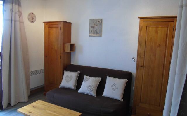 Lou Services Apartment VT433 LSI 001