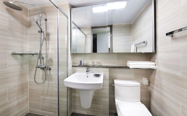 Bridge residence hotel