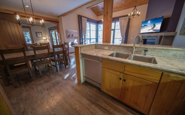 Ski Tip Ranch 8749