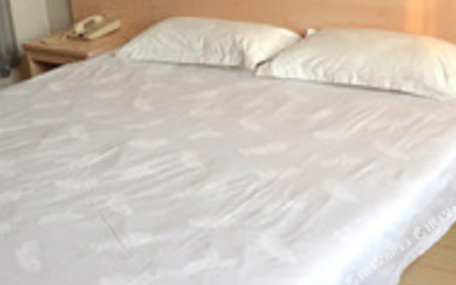 Jinglong Express Inn