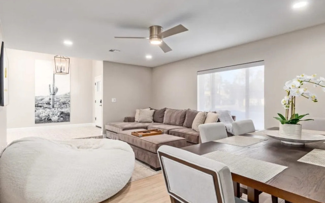 Citrus Grove Heated Pool Putt Grn Gameroom