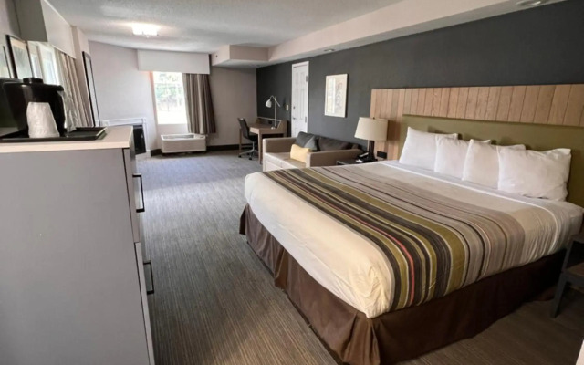 Country Inn & Suites by Radisson, Pigeon Forge South, TN