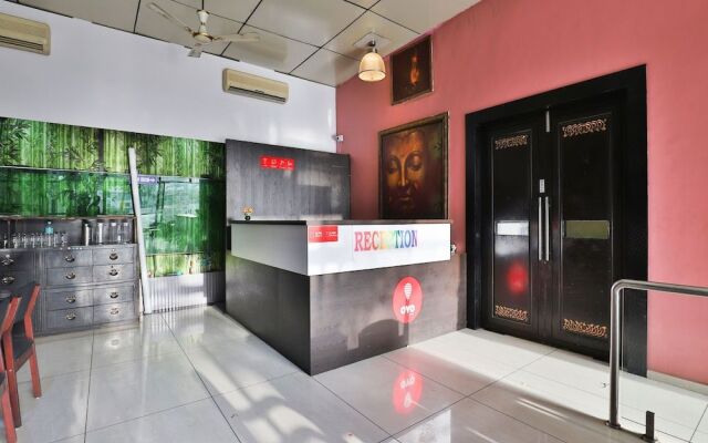 OYO 14549 Hotel Lotus Residency