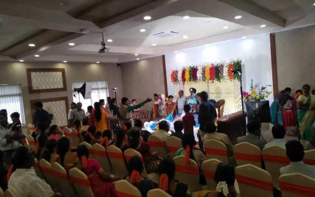 G K Hill View Resort