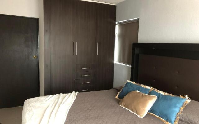 Loft Bonhomia with parking 7min to downtown