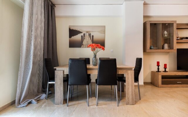 Acropolis Suites & Apartments