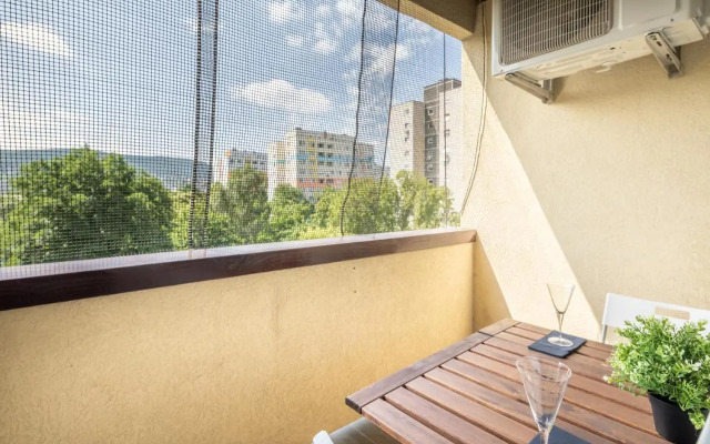 Cozy quiet apartment with a balcony
