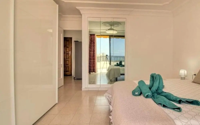 Belvilla by OYO Luxury Penthouse Garajonay