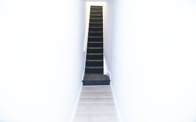 Kings Studio Apartments