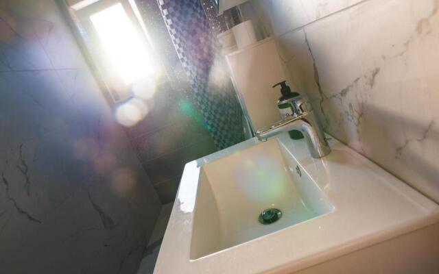 Sea view luxury studio apartment