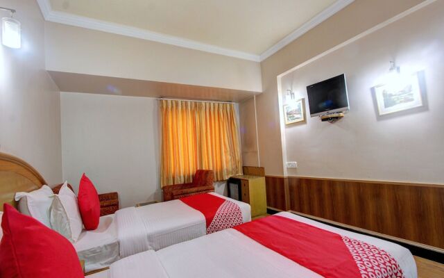 OYO 15781 Shree Adiga Residency
