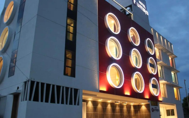 OYO 963 Hotel Rumaya