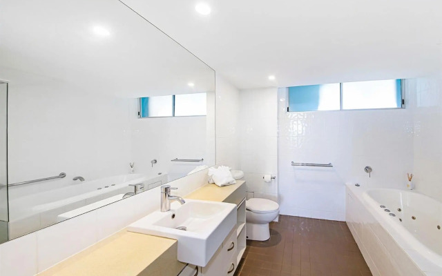 Unit 38-39 'Coolum Seaside', Coolum Beach