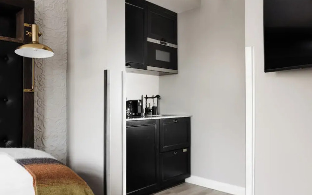 ODDSSON Downtown Hotel