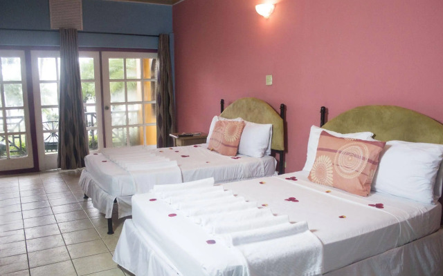 Oceans Salybia Nature Resort & Spa