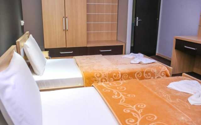 Hotel Vila Aeroport