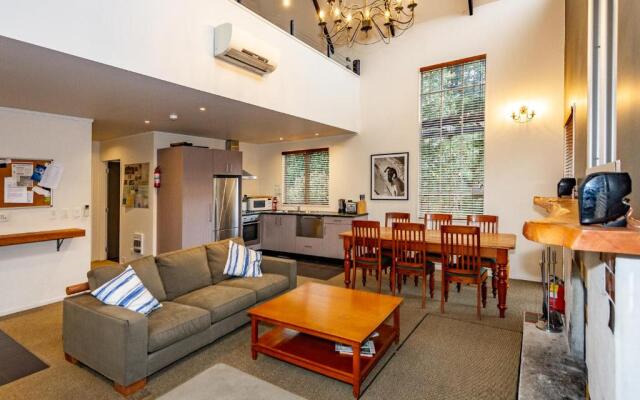 Awatea Chalet - Ohakune Holiday Home near Turoa