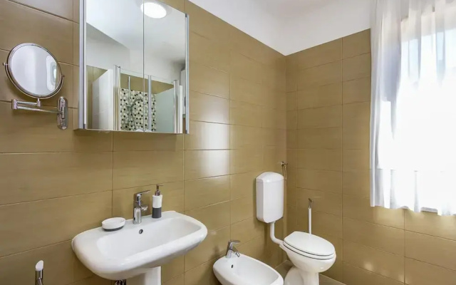 Apartment in Pula Near the Sea and Town Center