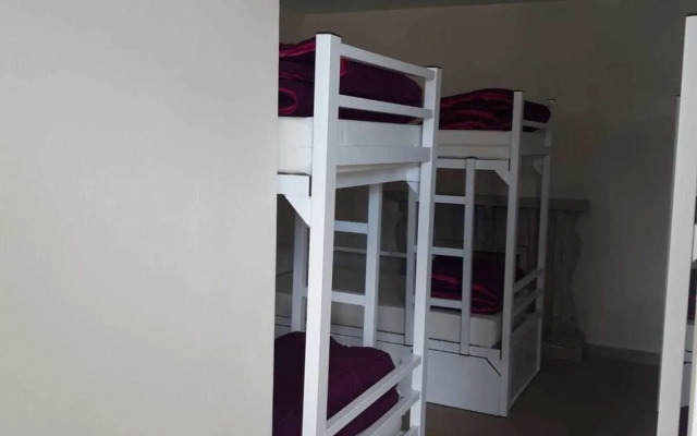 Albergue La Quintana - Hostel