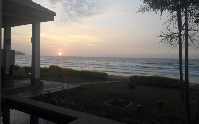 Sabah Beach Villas & Suites