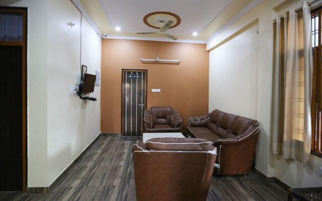 OYO 7441 Gomti Nagar