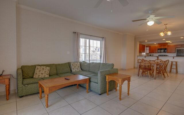 Americana Condos 10th street