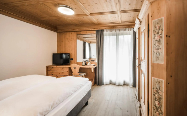 Hotel Ladinia