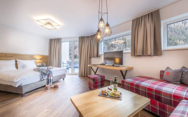 Heart Hotel Grischuna