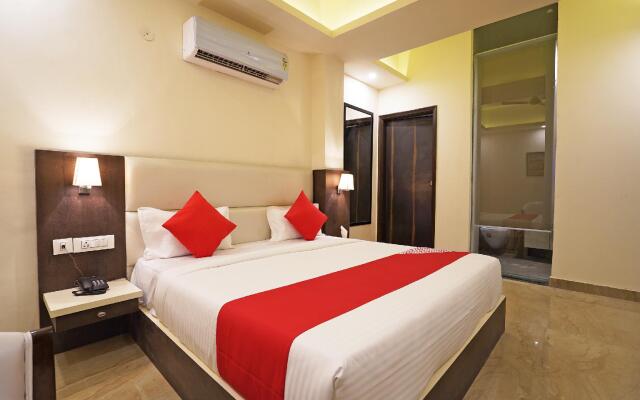 OYO 42727 Ramaya Palace
