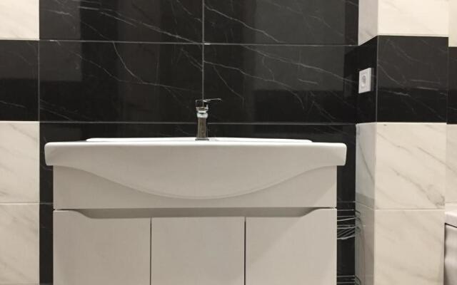 Lux 3-Bedroom Apartment in Most City Area