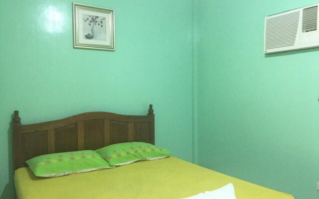 Villaluz Guesthouse