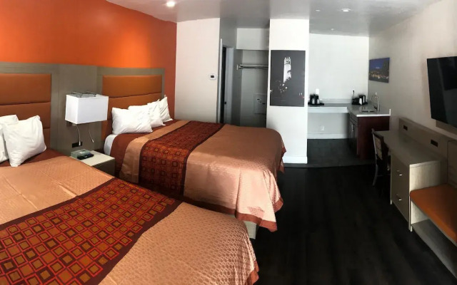 Presidio Parkway Inn