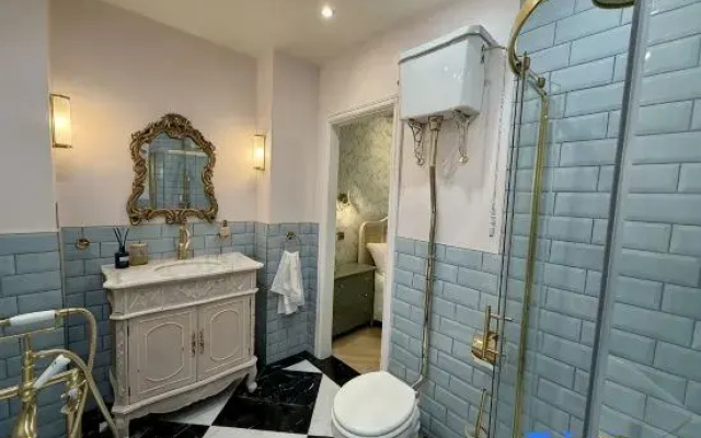 Parisian Apartment in Birmingham’s Jewellery Quarter