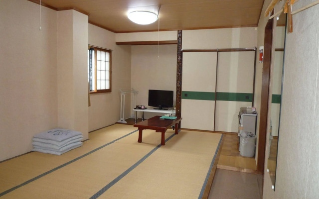 City Pension Tommy Rich Inn Kyoto