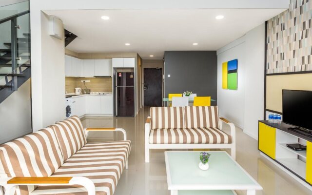 Cozy Homes D'Latour