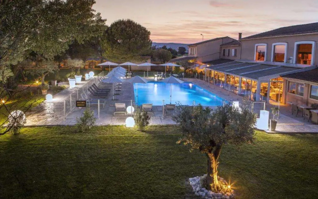 Hotel Restaurant Le Domaine des Oliviers
