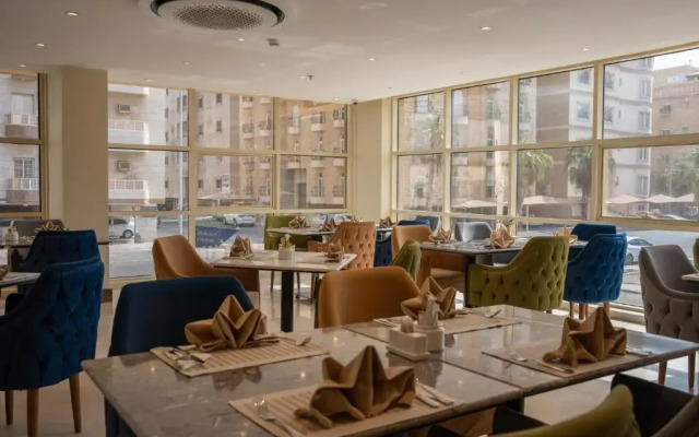 Rosemond Al Hamra